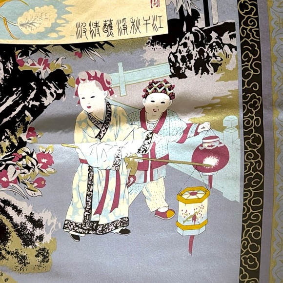 Large Japanese Pictorial Silk Scarf - Picture 9 of 17